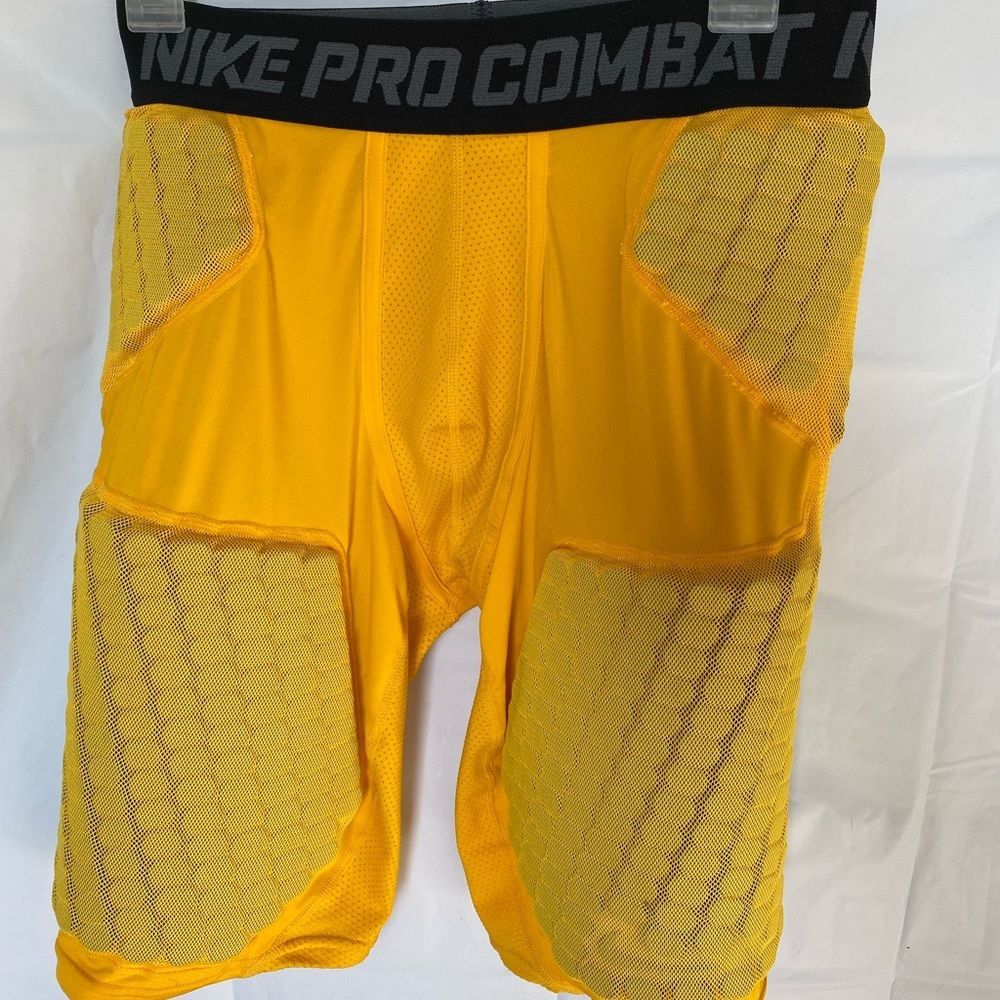 Nike combat Pro yellow padded shorts size Large